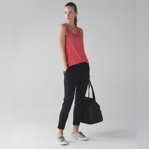Lululemon Yogi Everyday Tank Heathered Cape Red Size Large - Picture 5 of 9